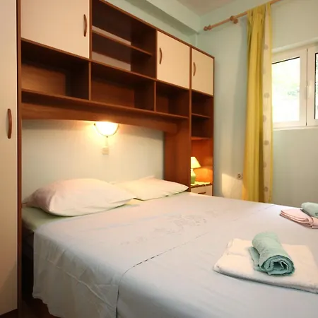With Parking Space Orebic, Peljesac - 648 Apartment *